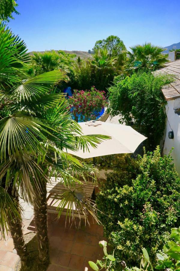 Cortijo Paraiso Charcon Higuera Exteriör bild