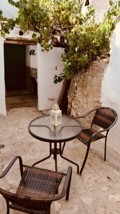 Cortijo Paraiso Charcon Higuera Exteriör bild